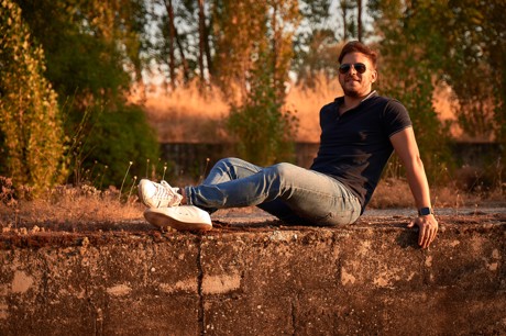 book guiu 007